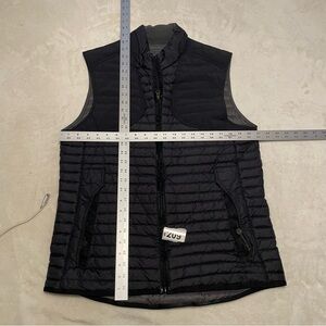 Eddie Bauer Men's Dark Quilted Vest